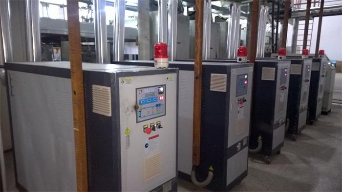 覆膜輥筒溫度控制機，輥輪油加熱器